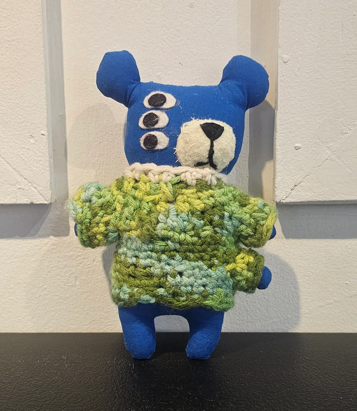 Shin Teddy: Blue Boy (Green Crochet)