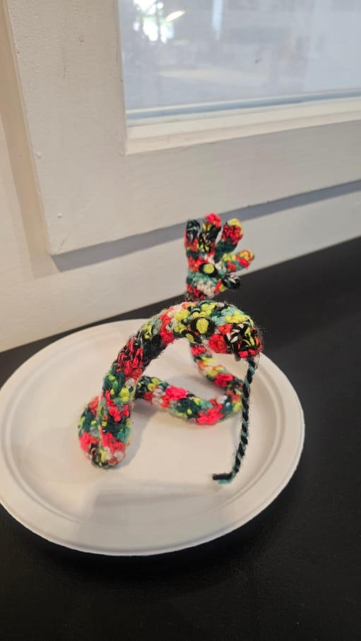 Hi 5 (glitch snake)