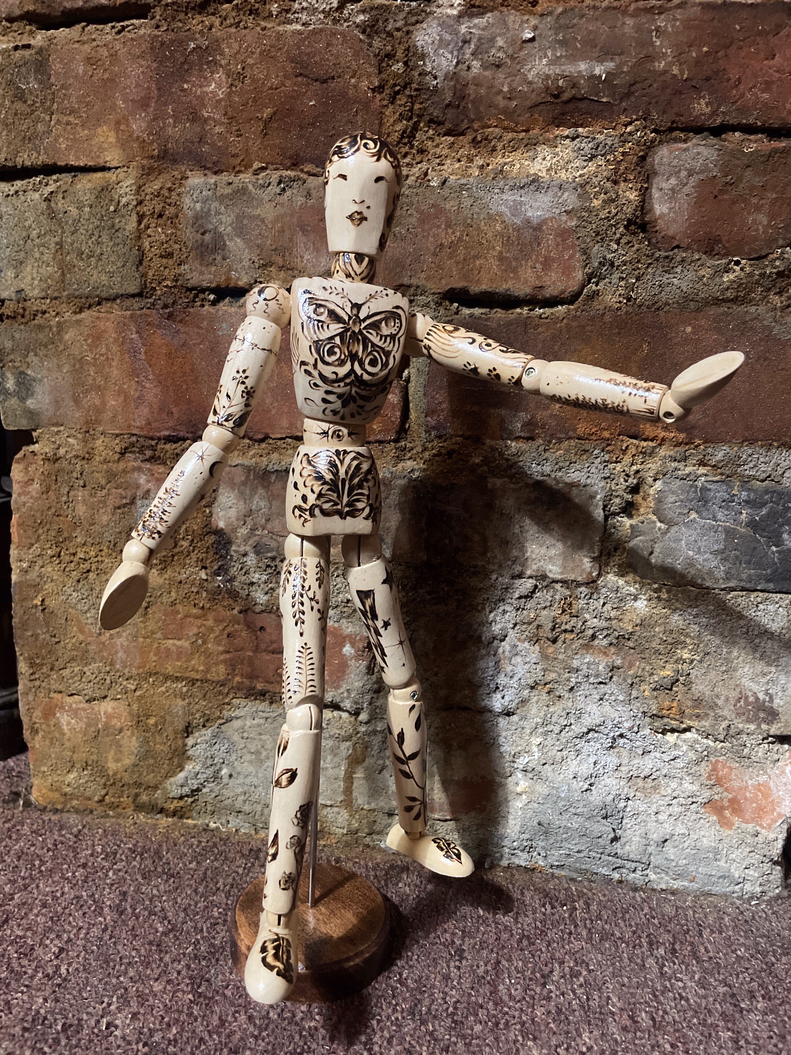 The Model (image 1 of 3)